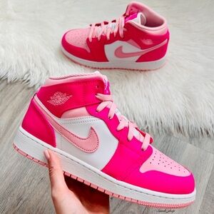 Nike Air Jordan Mid Pink Brand New -No Box Size 8/8.5